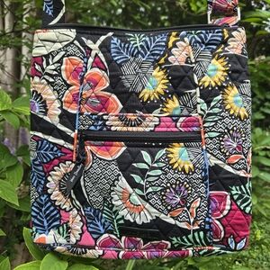 Vera Bradley Hipster Crossbody Bag Purse In Tropical 'Kauai Floral" Pattern